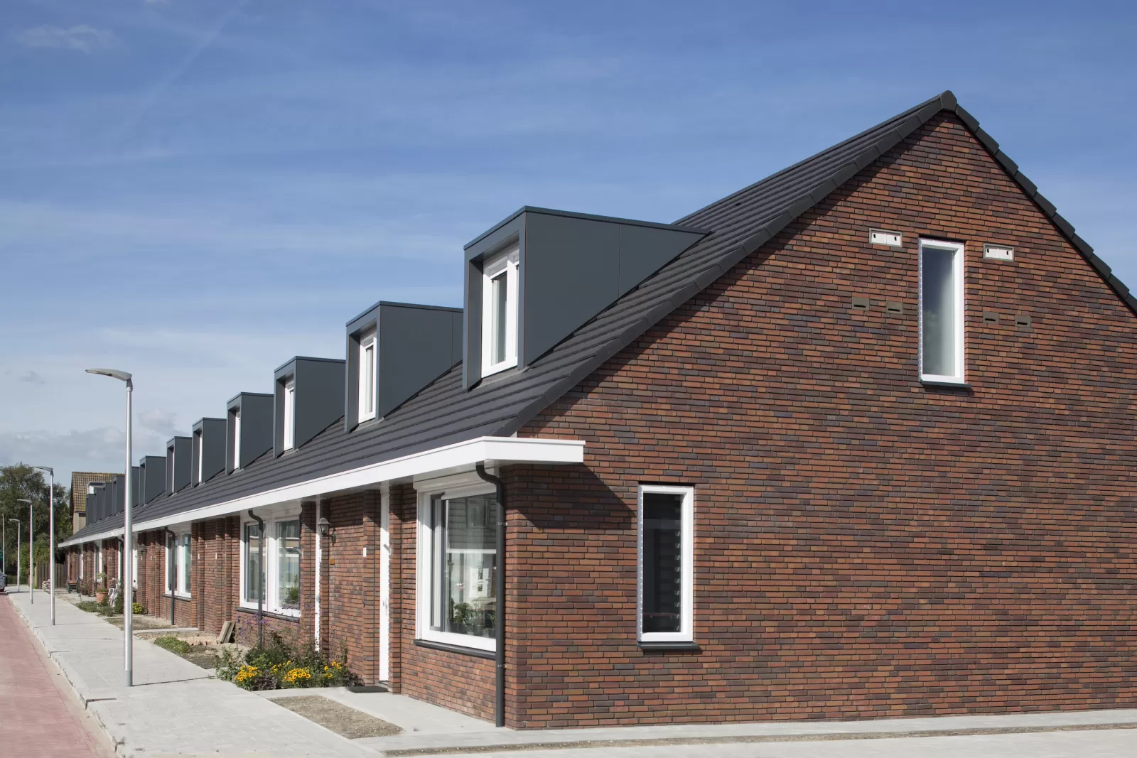 858 - oplevering