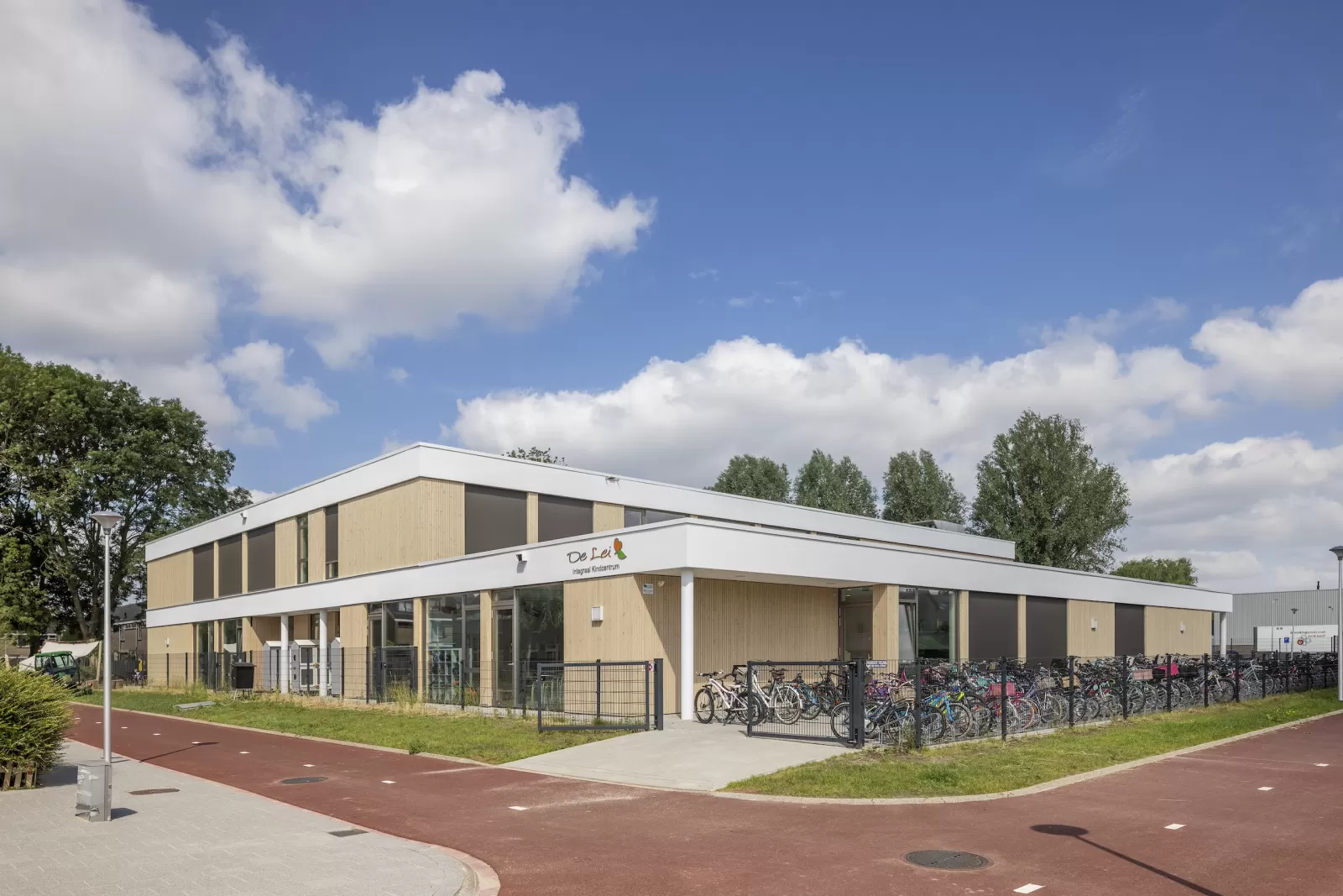 896 - oplevering